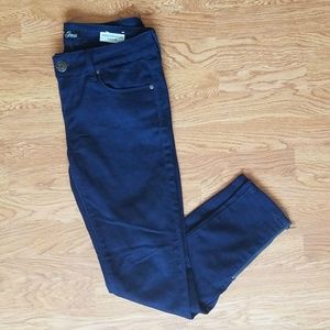 Guess Medium Rise Jegging - Emma Fit